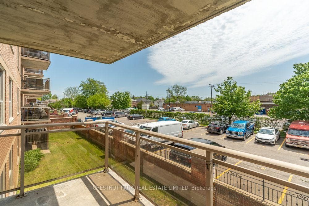 1060 Caven Street Unit 202 photo 26