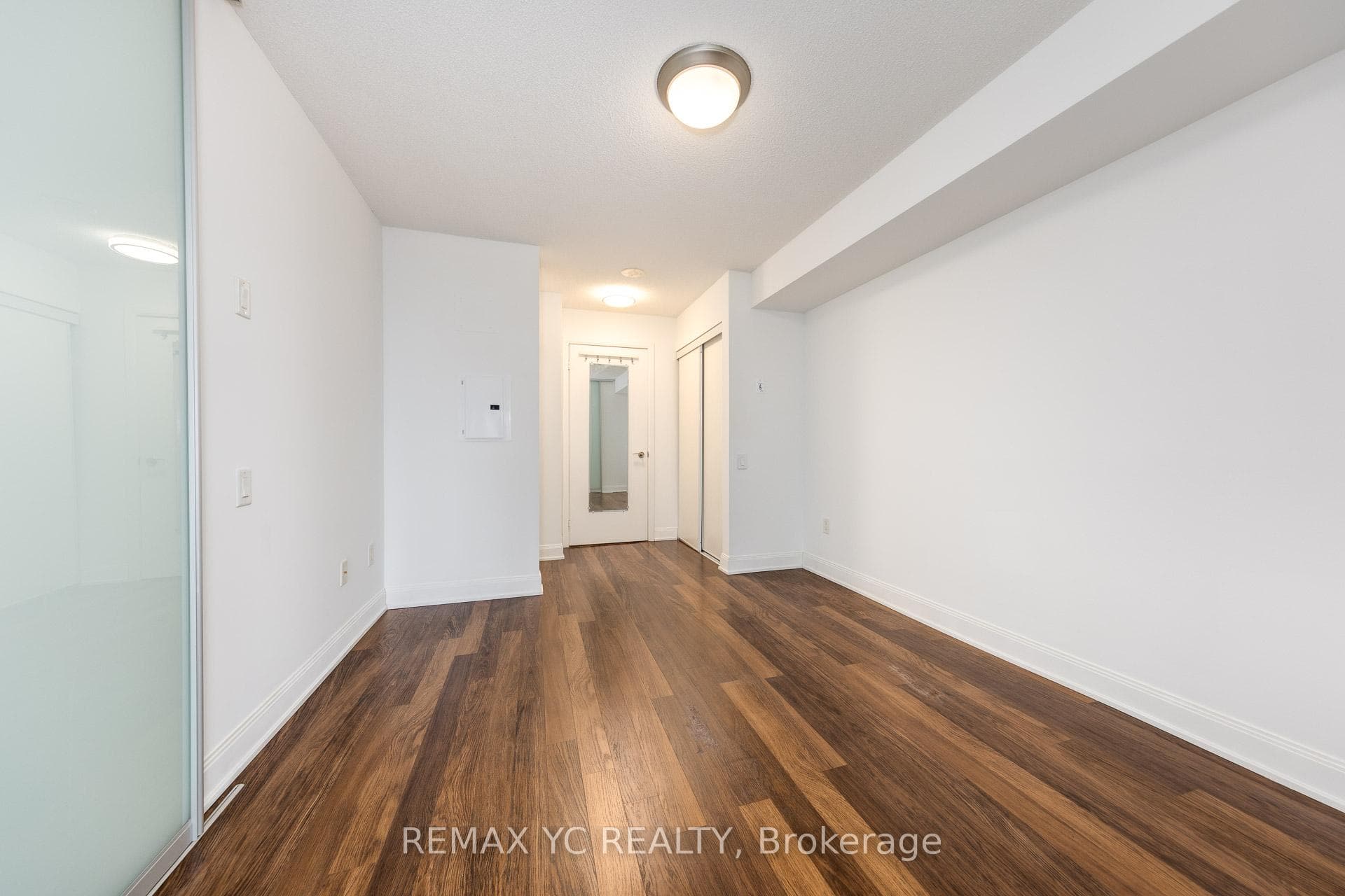 2191 Yonge Street Unit 1103 photo 13