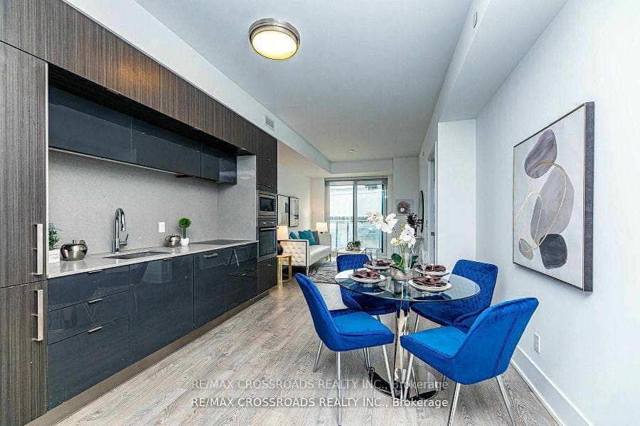 55 Merchants' Wharf Way Unit 531 photo 10