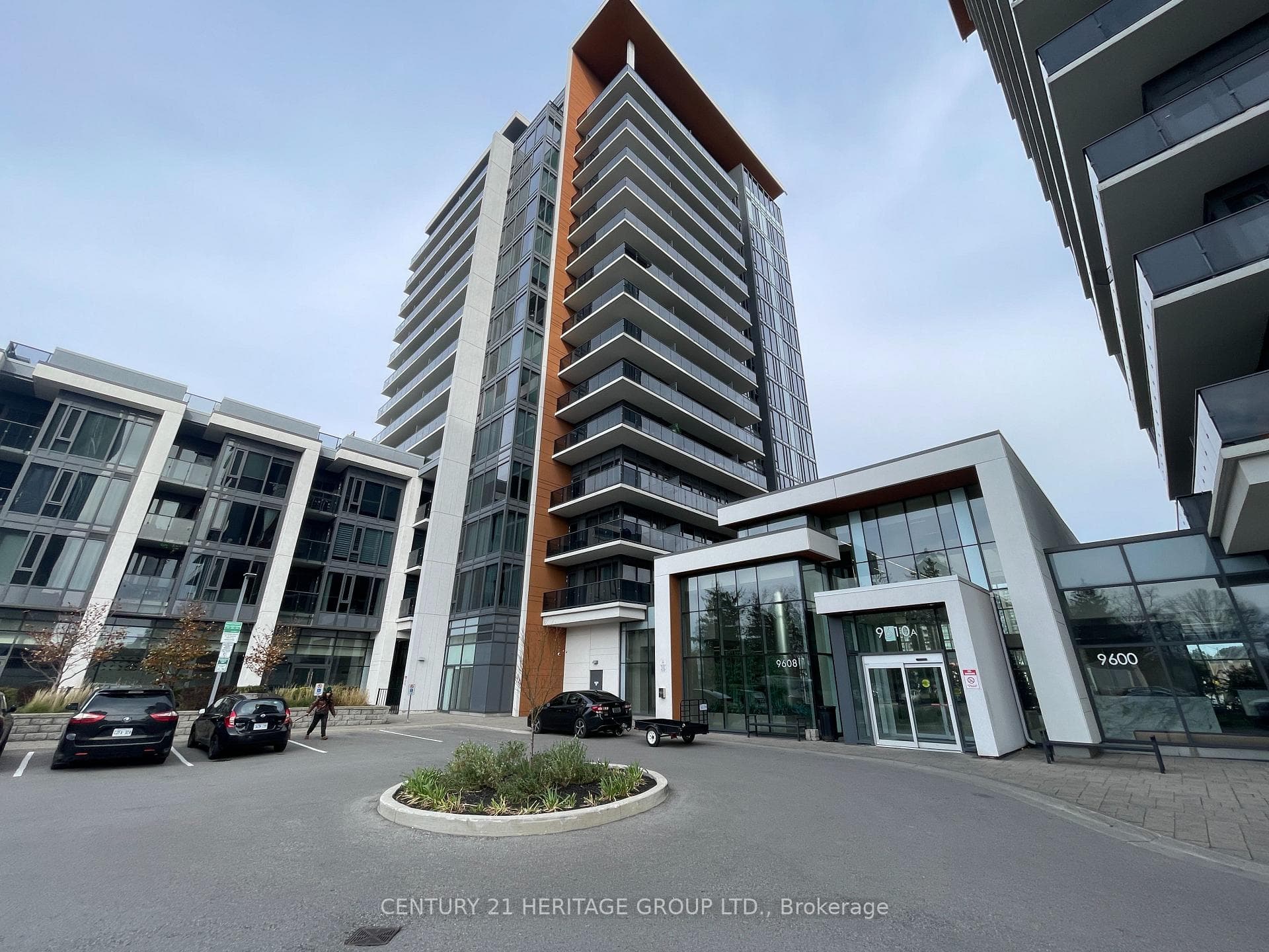 9600 Yonge Street Unit 516 photo 16