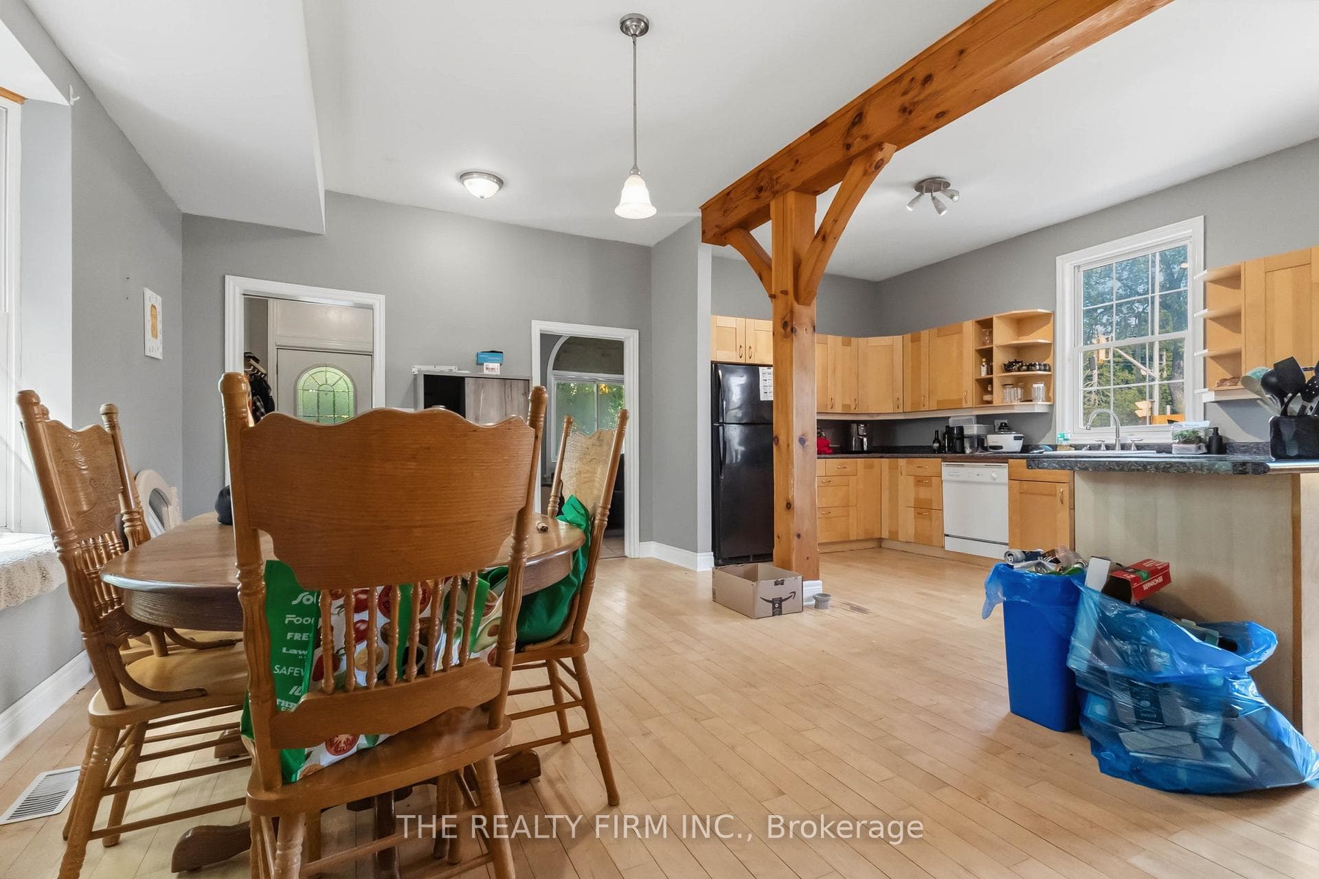 340 Riverside Drive photo 9