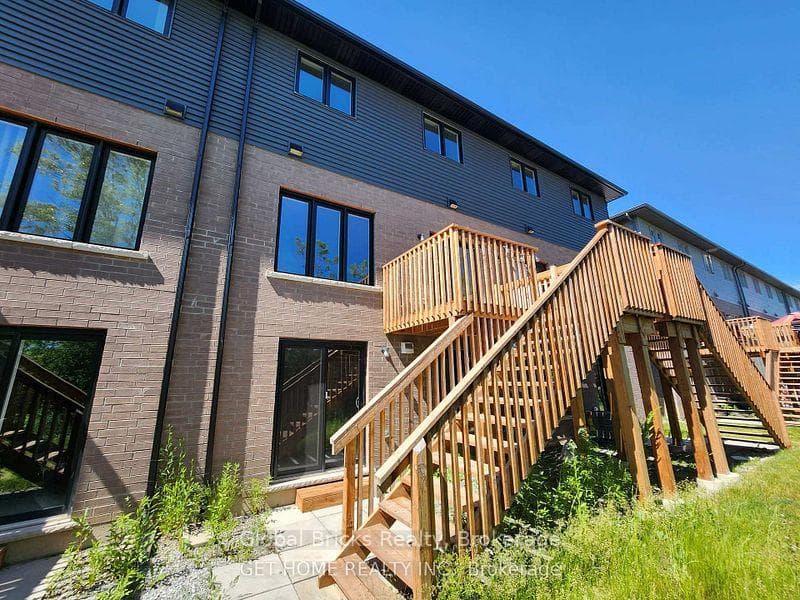 96 Willson Drive photo 21