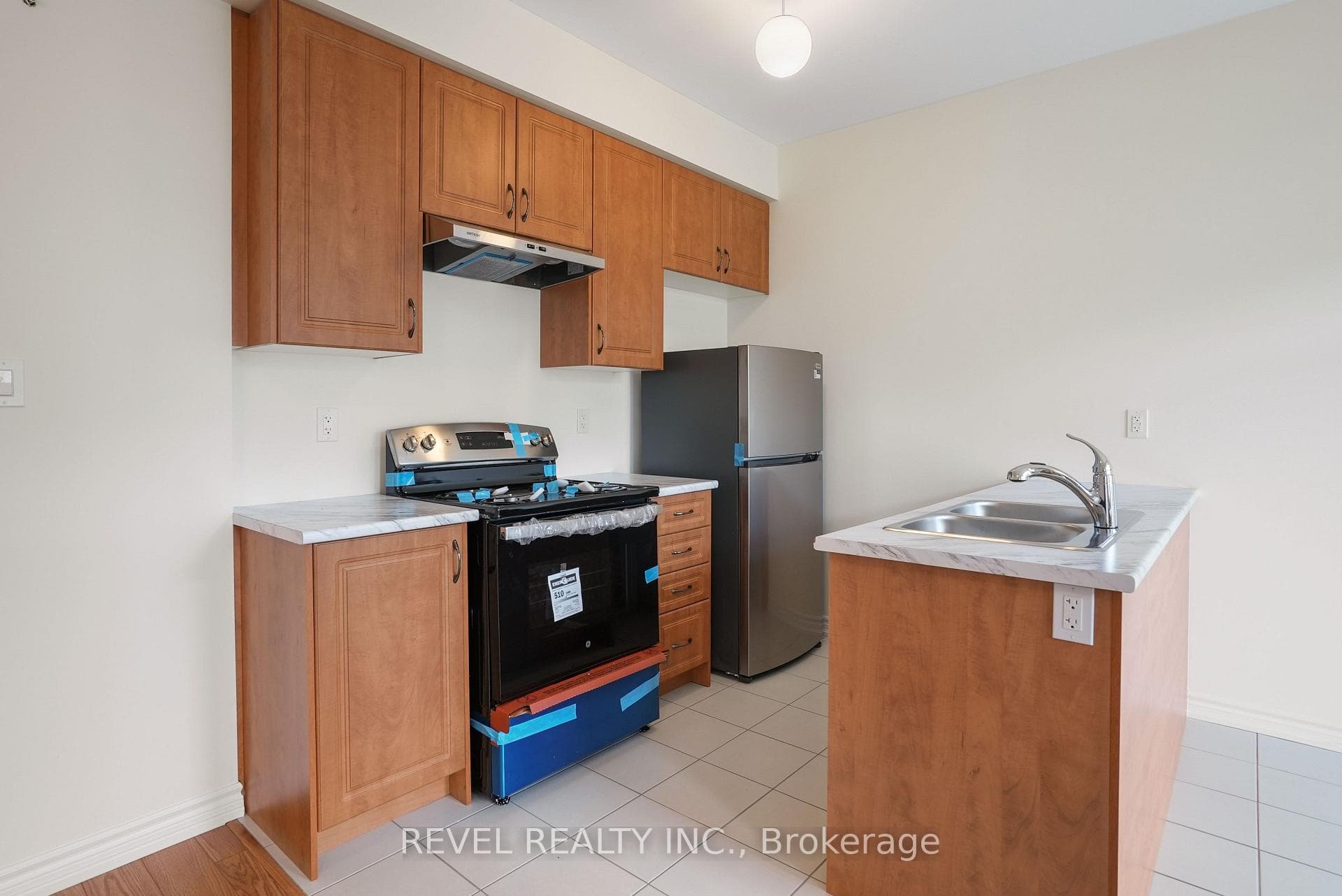 12 Hylton Avenue photo 7