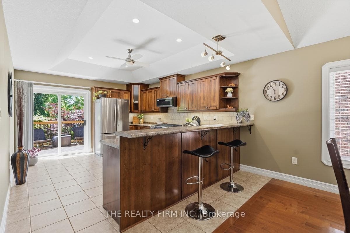 813 Leacock Way photo 13