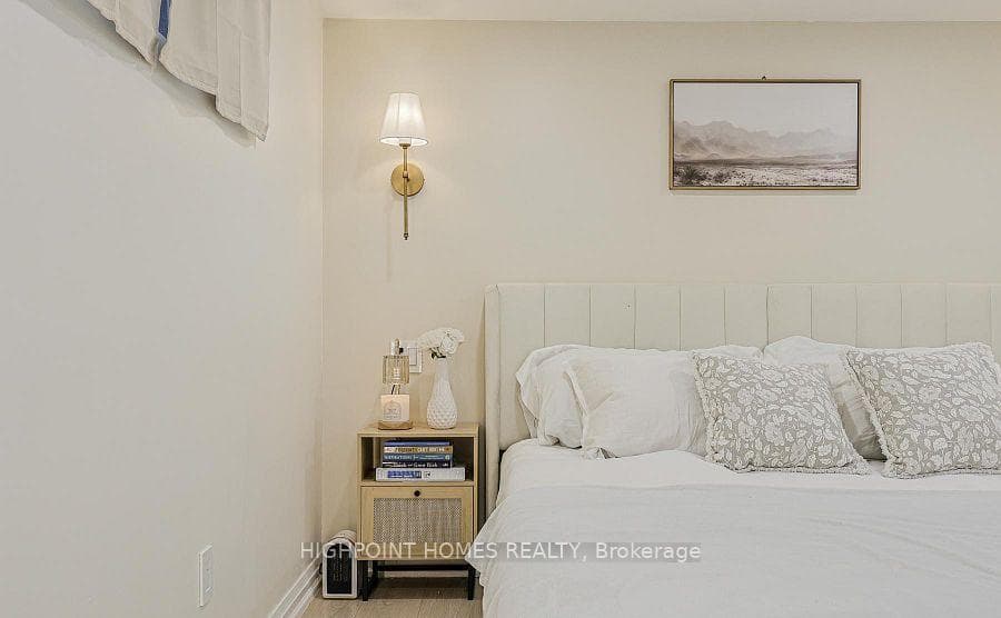 3 Mozart Avenue photo 44