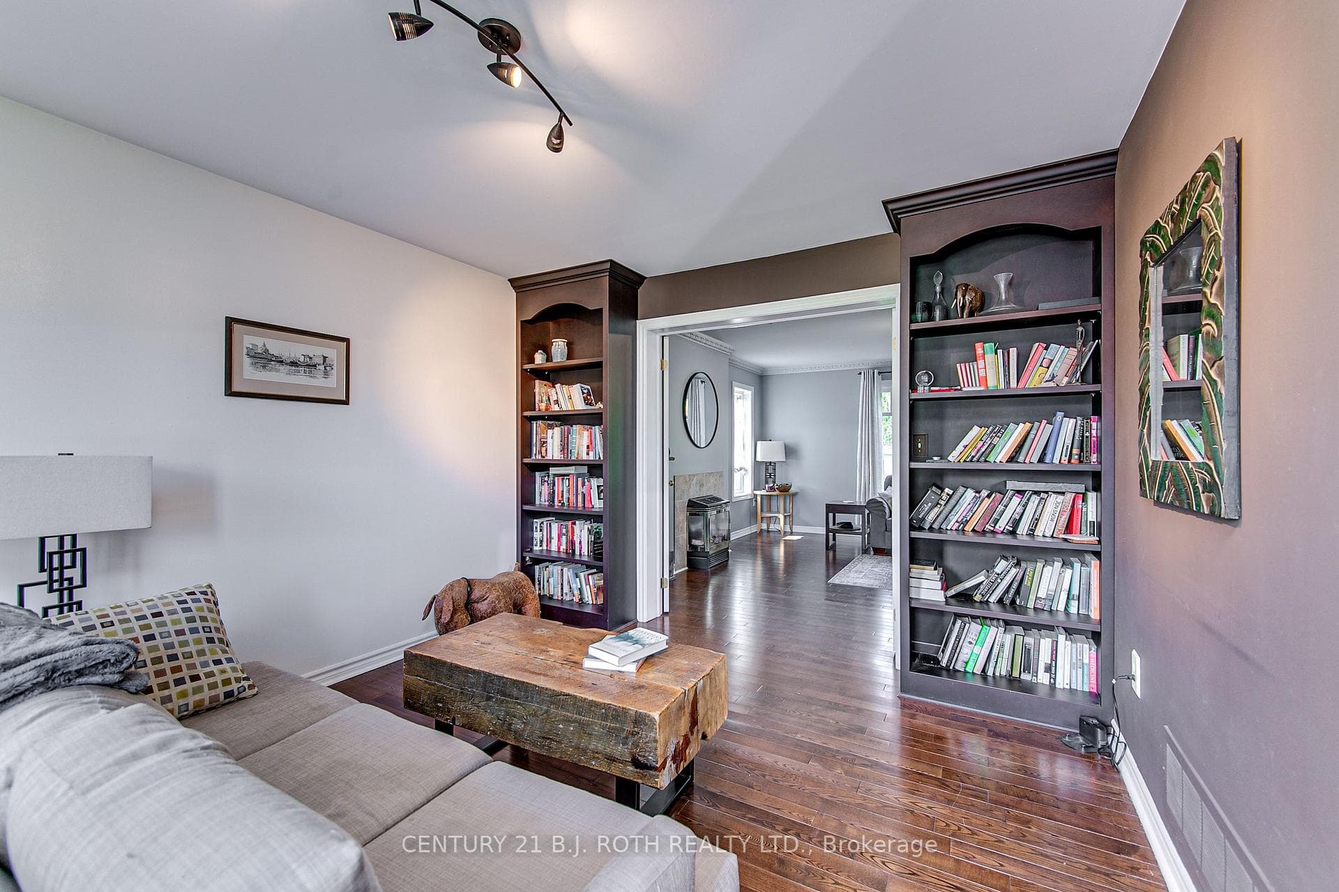 3684 Kimberley Street photo 12
