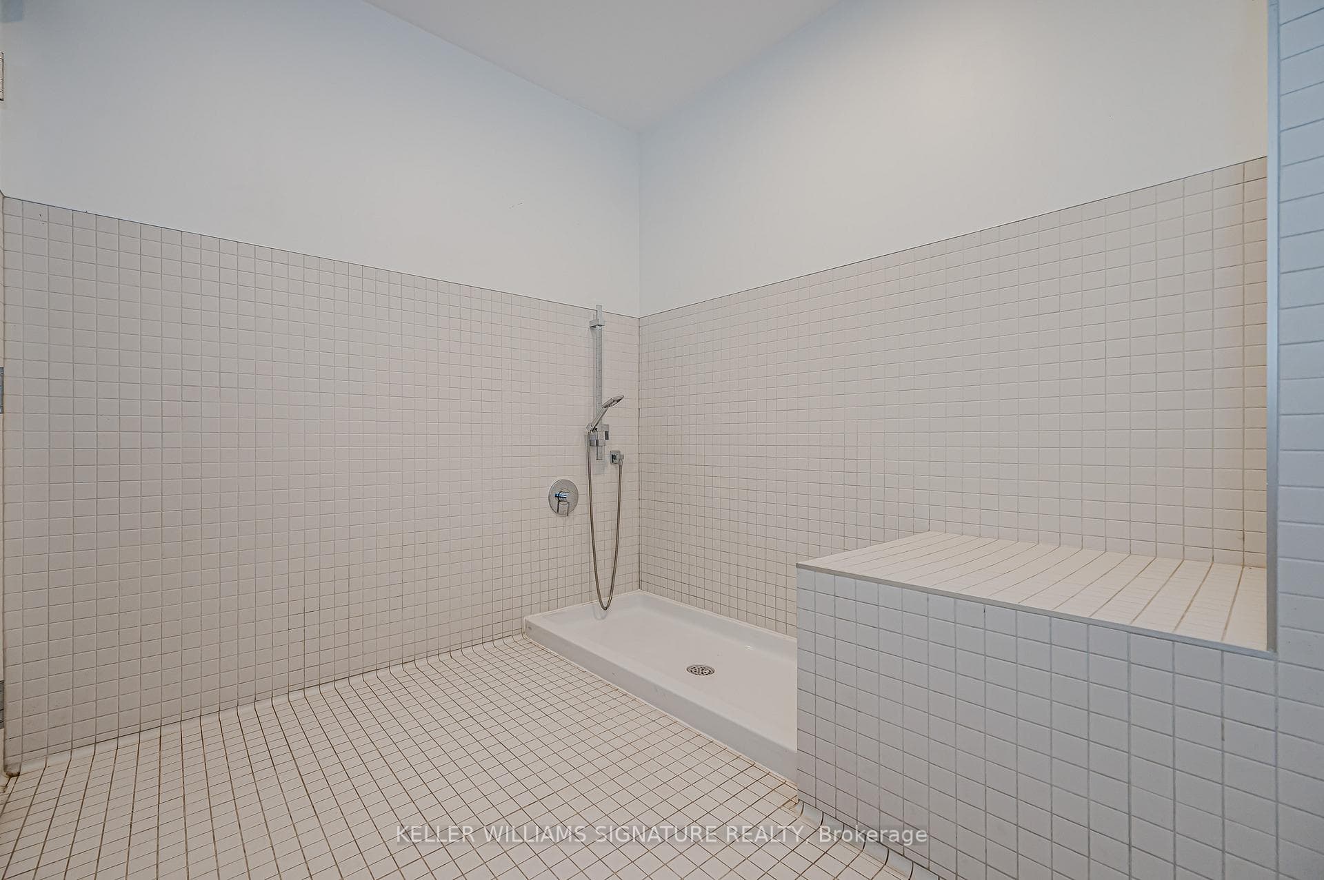 3200 Dakota Common Road Unit B506 photo 25