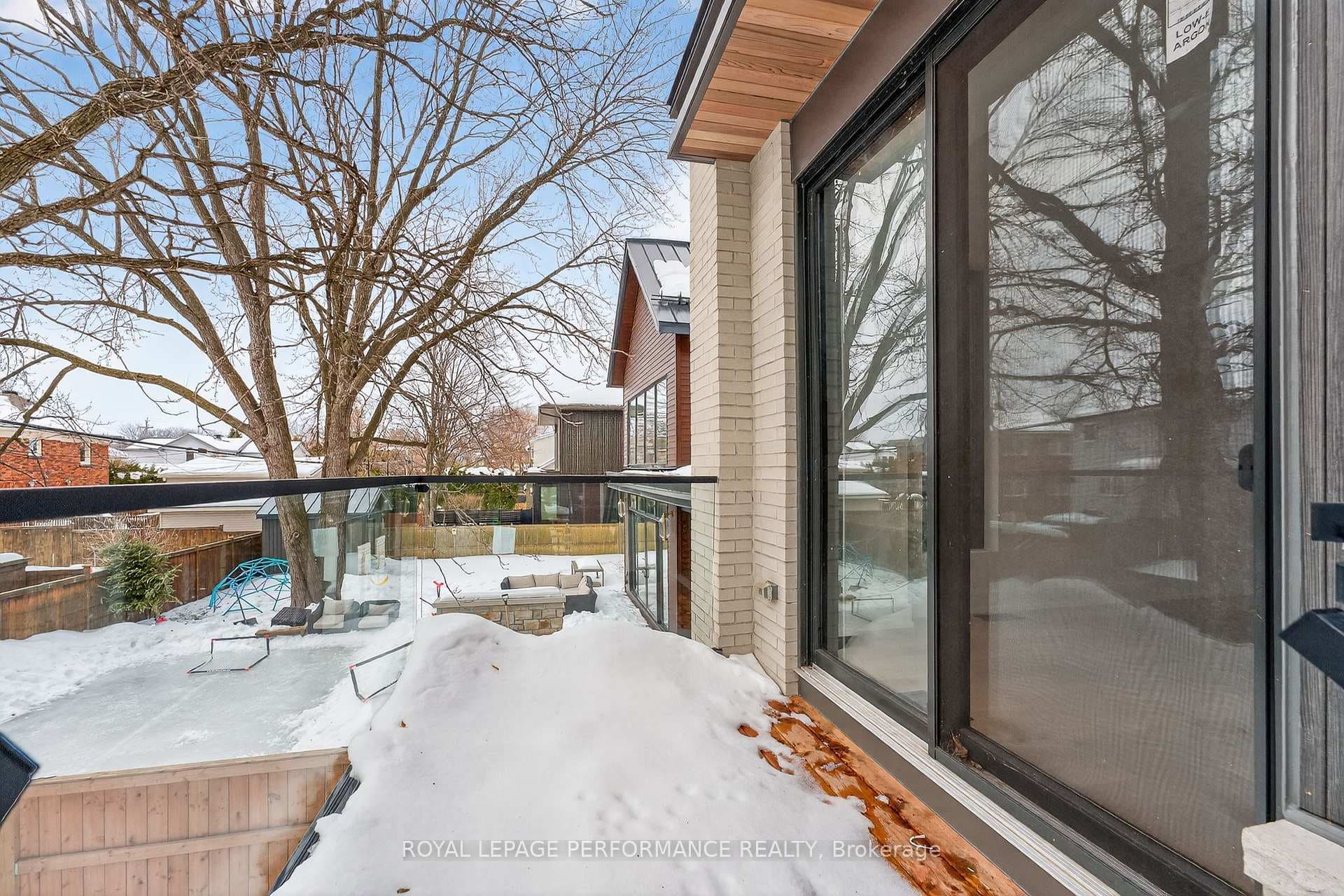 306 Selby Avenue photo 37
