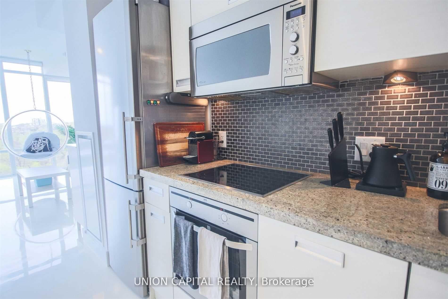 88 Park Lawn Road Unit 1001 photo 6