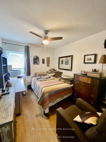 240 O'connor Drive photo 11
