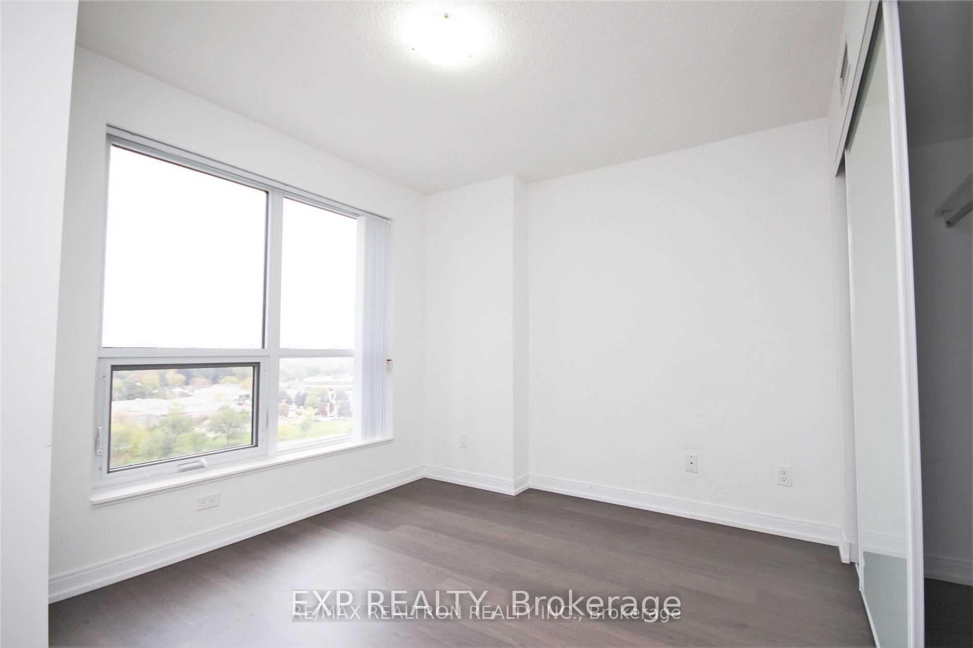 255 Village Green Square Unit 1107 photo 12