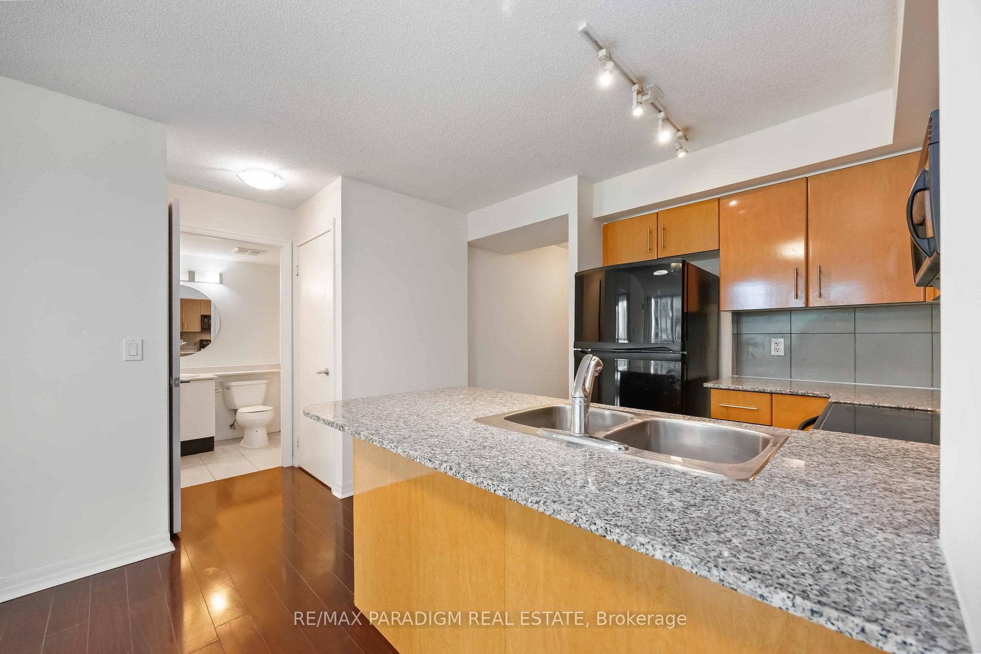 16 Yonge Street Unit 1713 photo 13