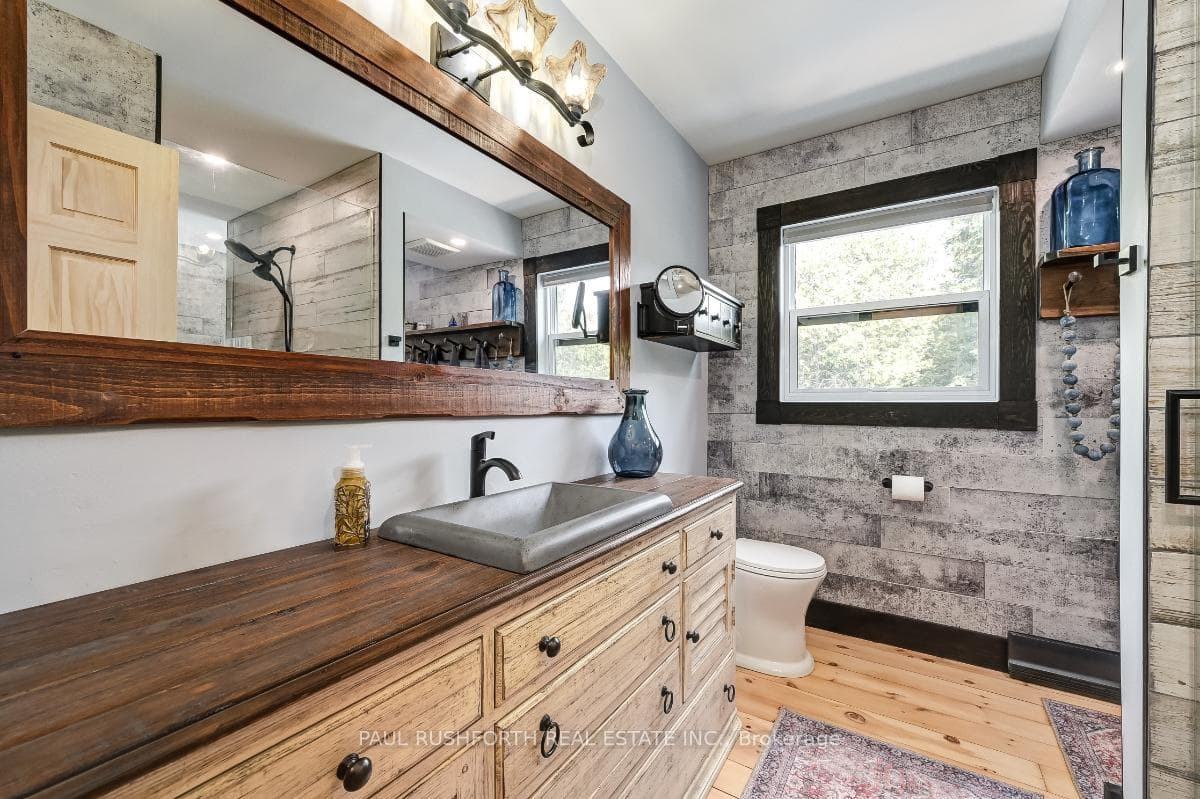 417 AMBERWOOD Road photo 17