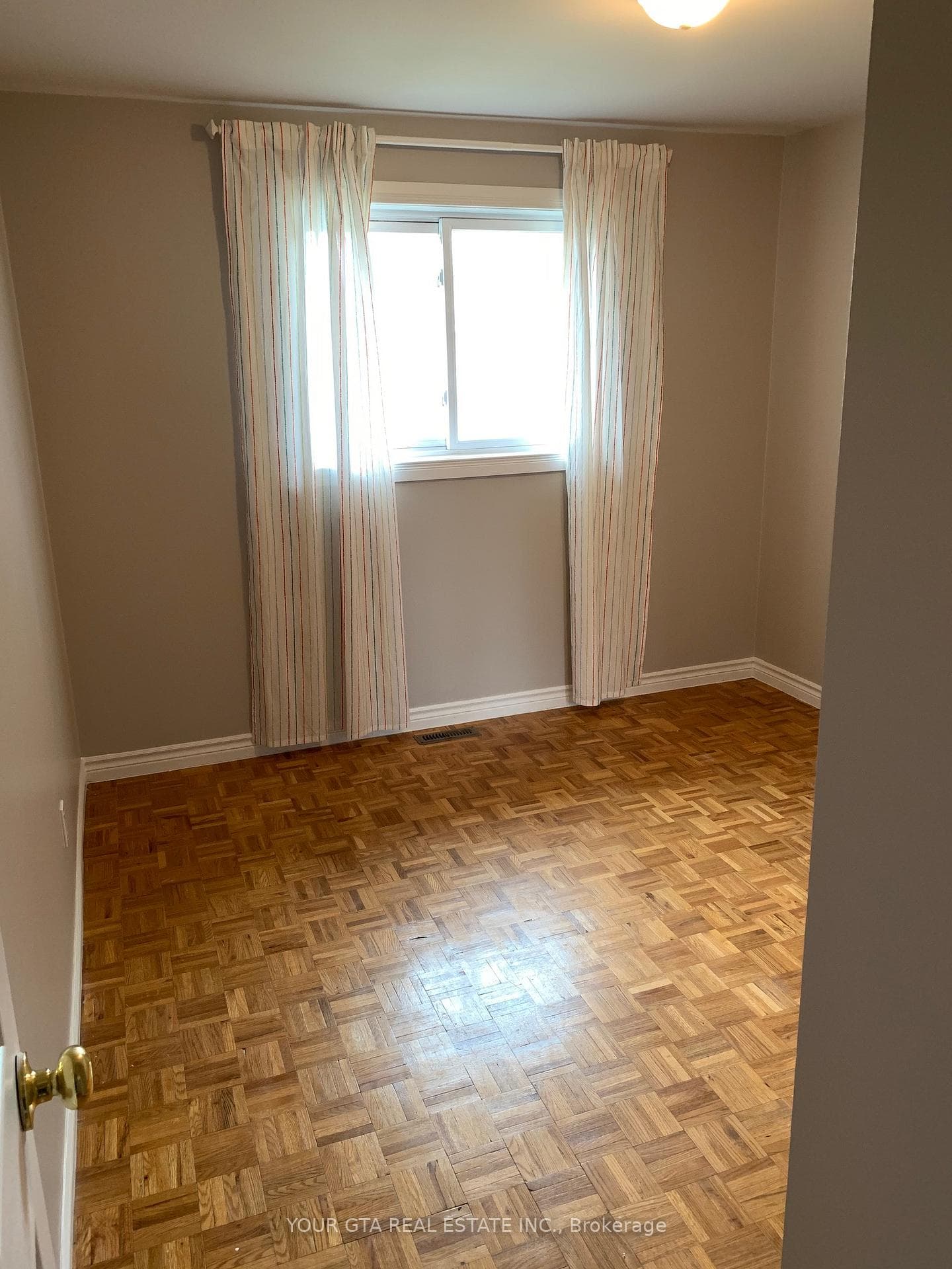 147 Bonham Blvd Boulevard Unit upper photo 12