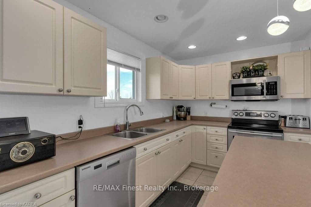 2408 WASHBURN Road photo 15