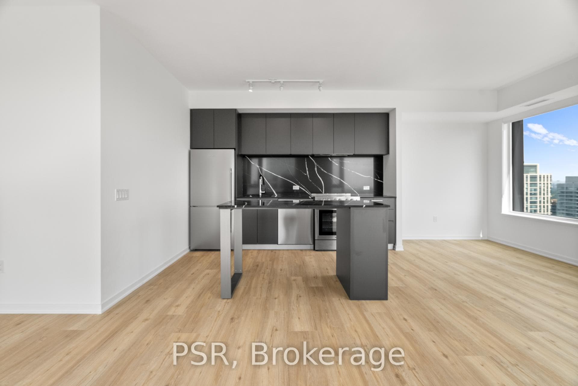 101 Roehampton Avenue Unit 3708 photo 4