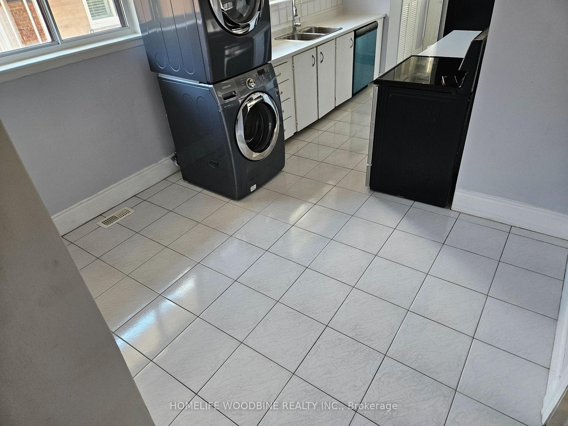 103 Laura Road photo 9
