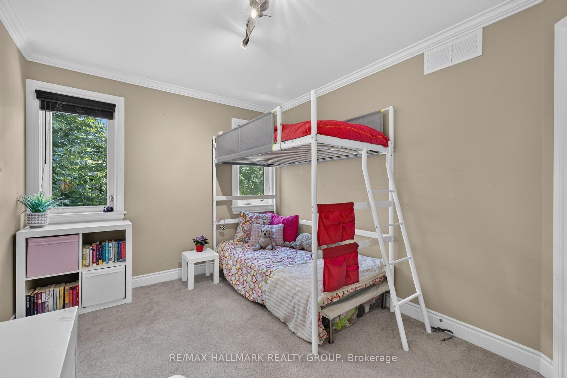 856 Norton Avenue photo 21