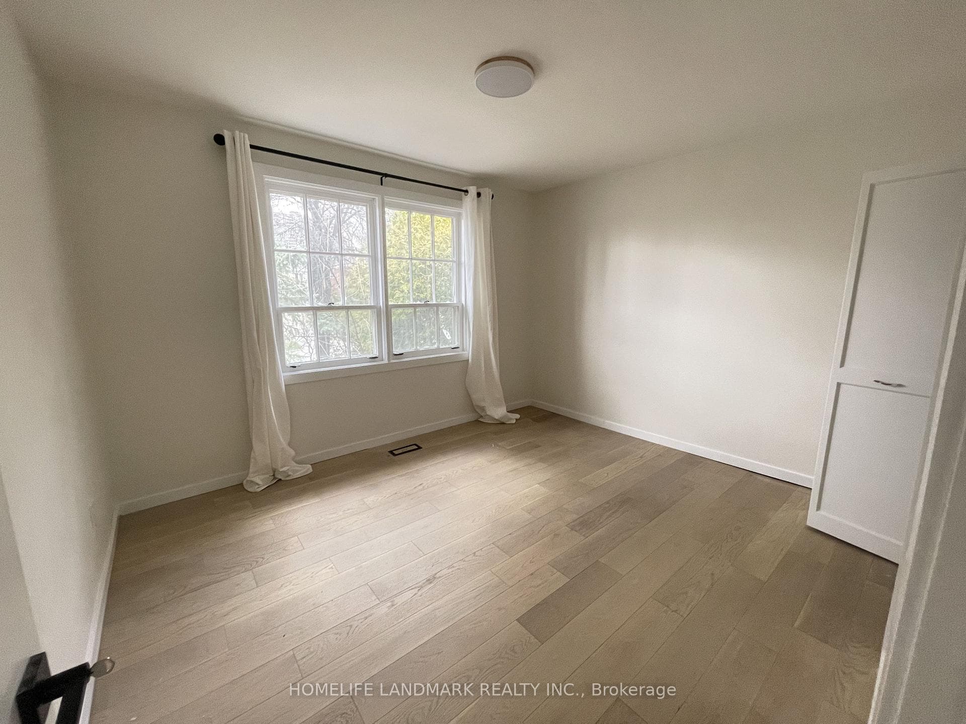 74 Valentine Drive photo 9