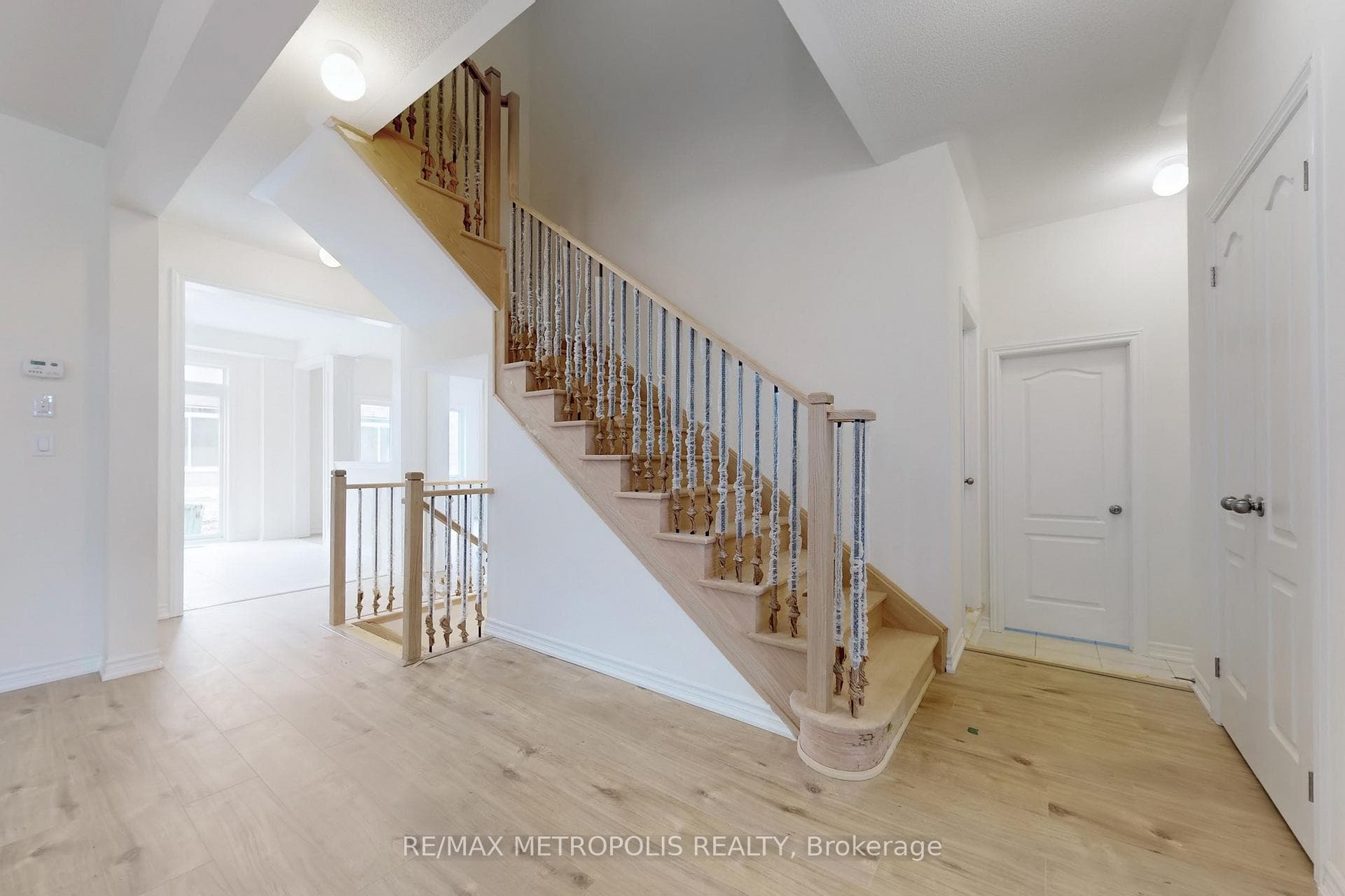 167 Hawkins Street photo 19