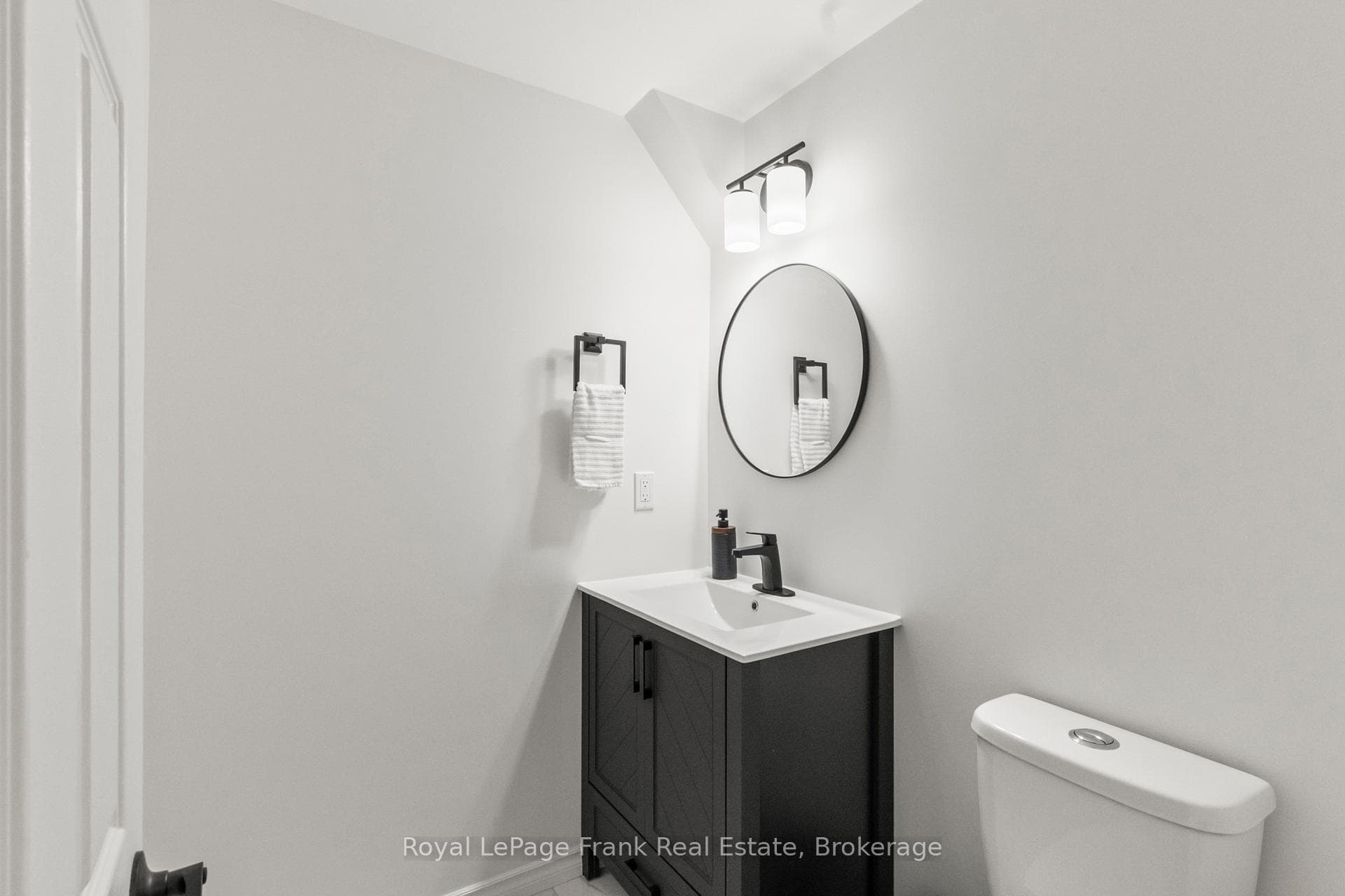 12 Coldbrook Drive photo 22