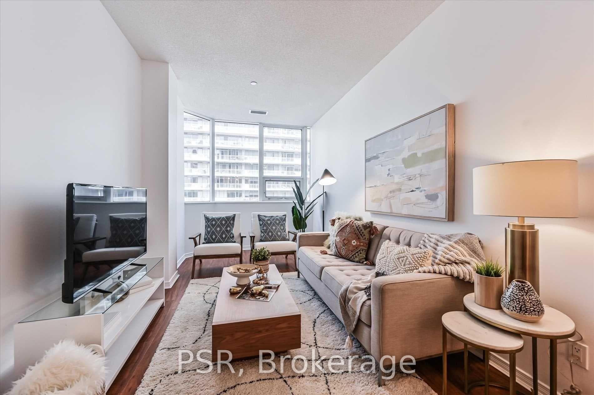 393 King Street Unit 804 photo 11
