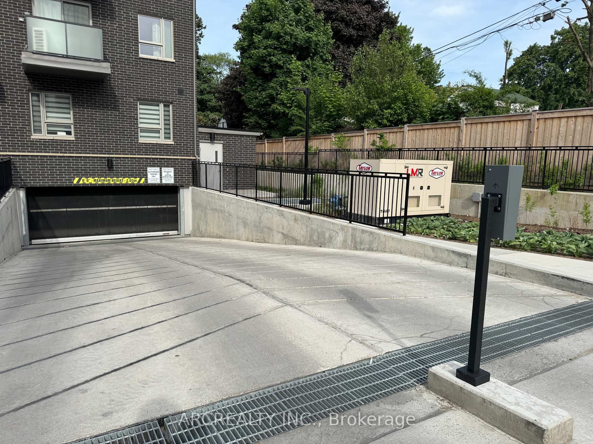 2787 Eglinton Avenue Unit 330 photo 21