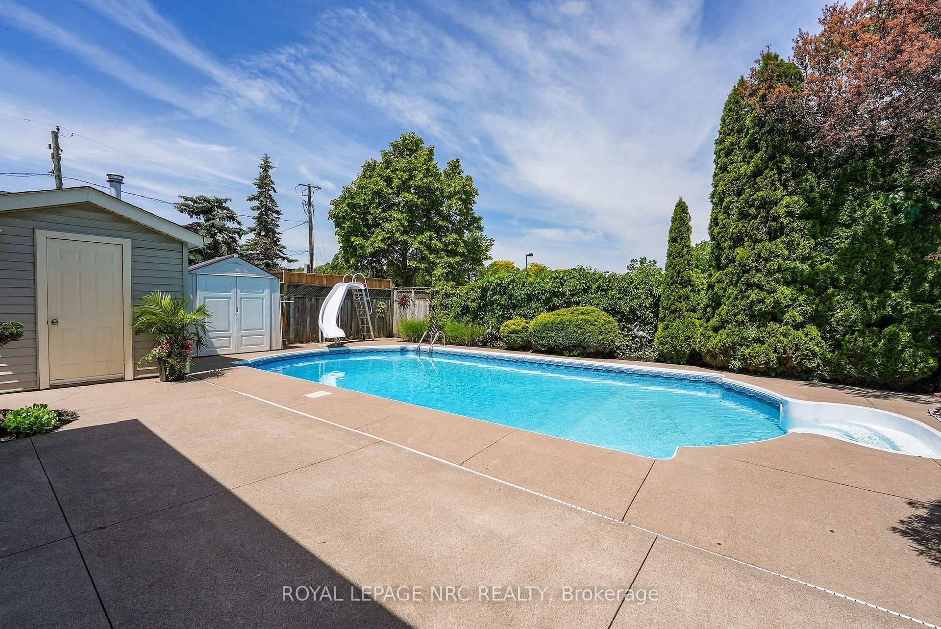 Salt water pool