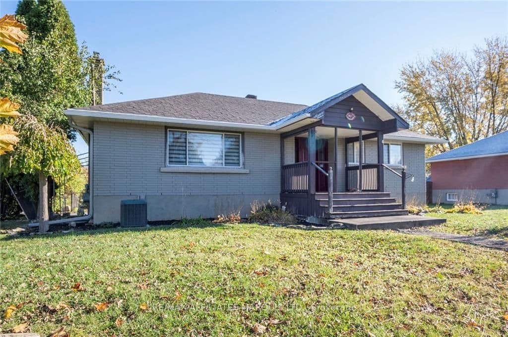 907 PESCOD Avenue photo 1