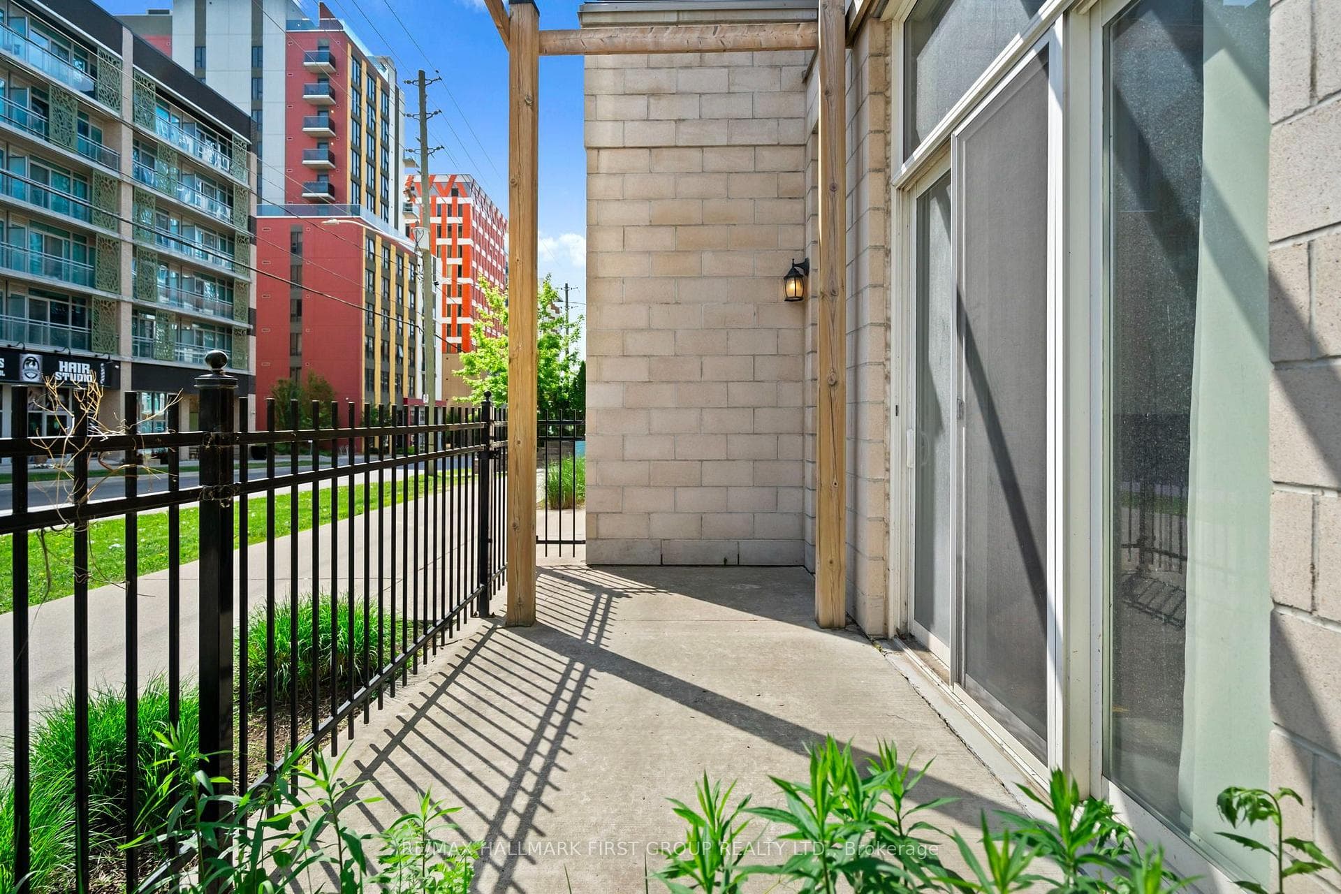 253 Albert Street Unit 105 photo 14