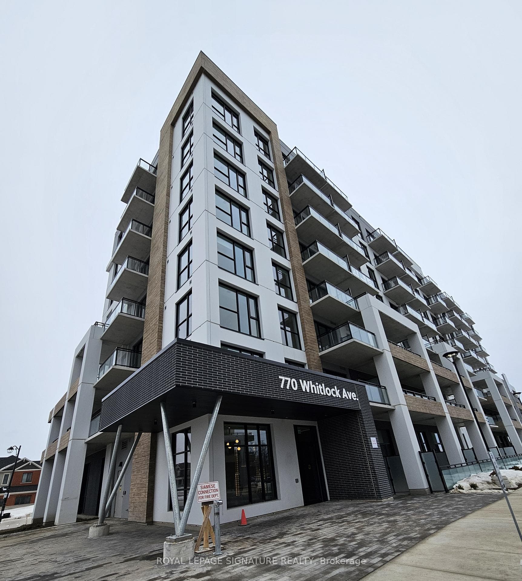 770 Whitlock Avenue Unit 713 photo 1