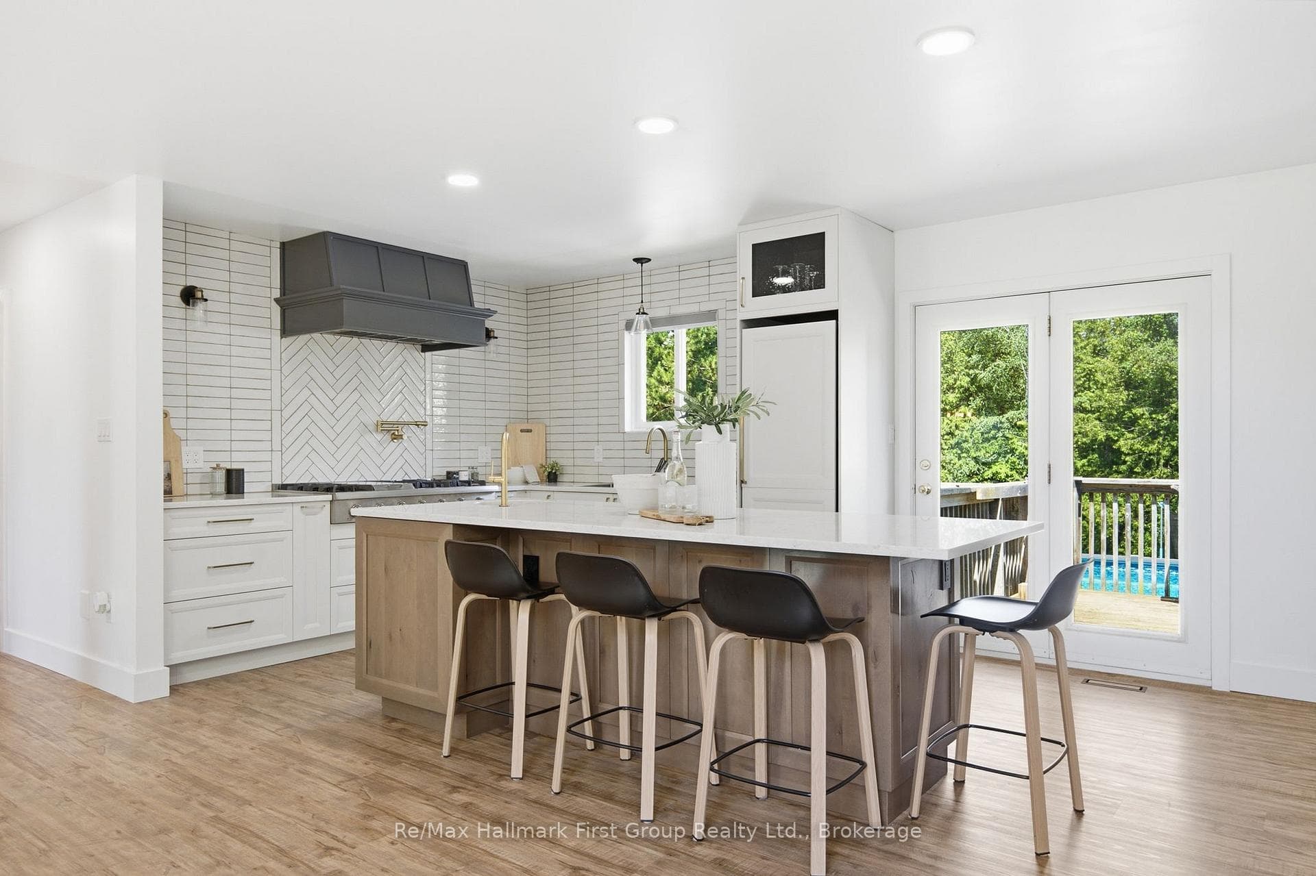 130 St. Andrews Drive photo 8
