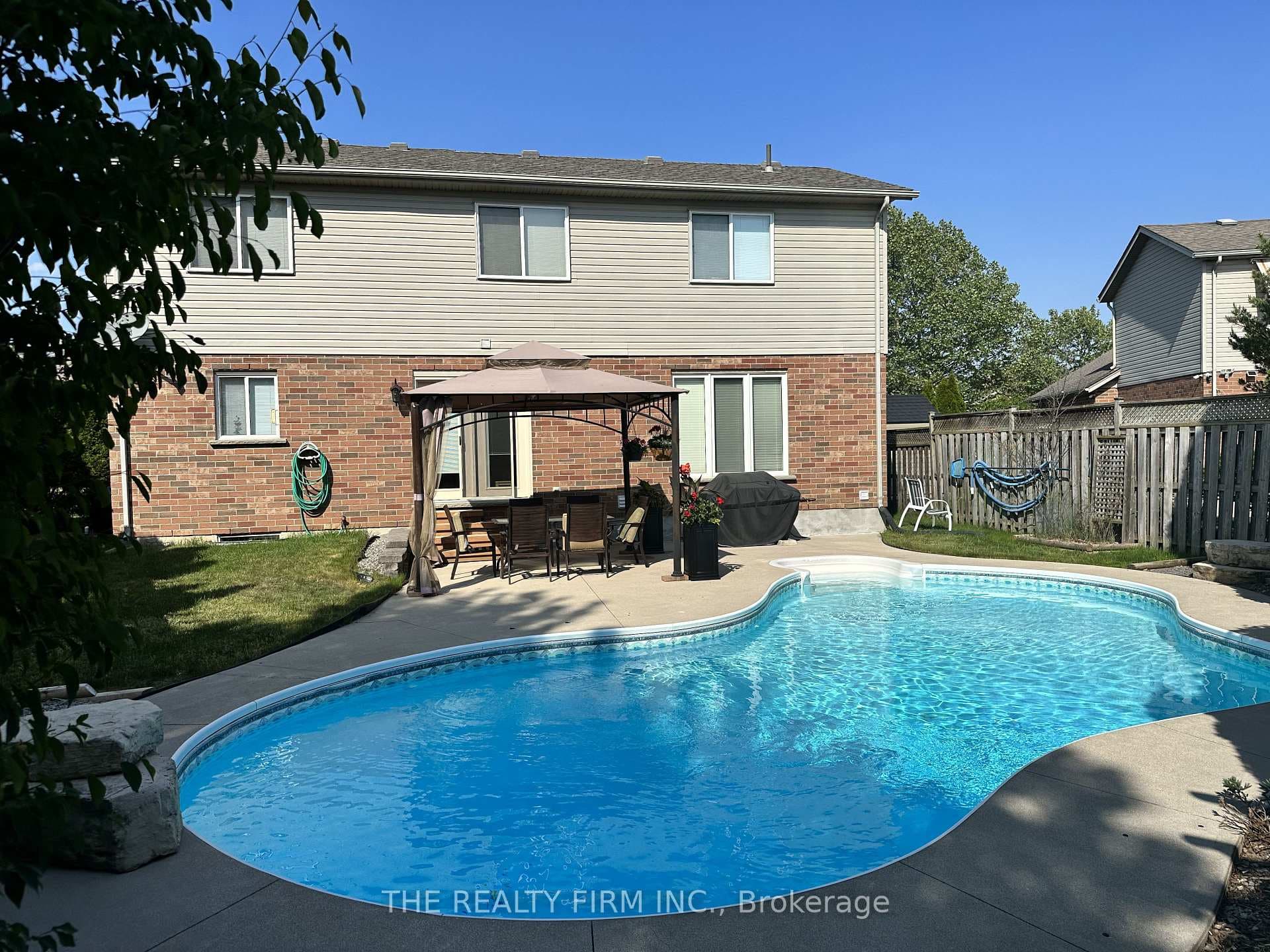 1829 Faircloth Road photo 4