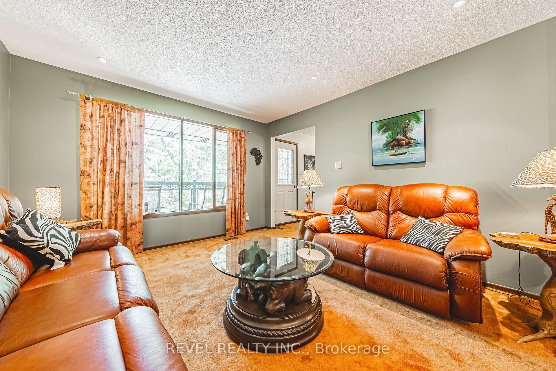 611 Foster Court photo 6