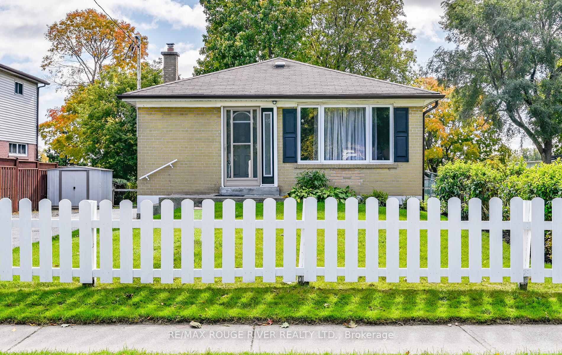 451 Phillip Murray Avenue photo 1