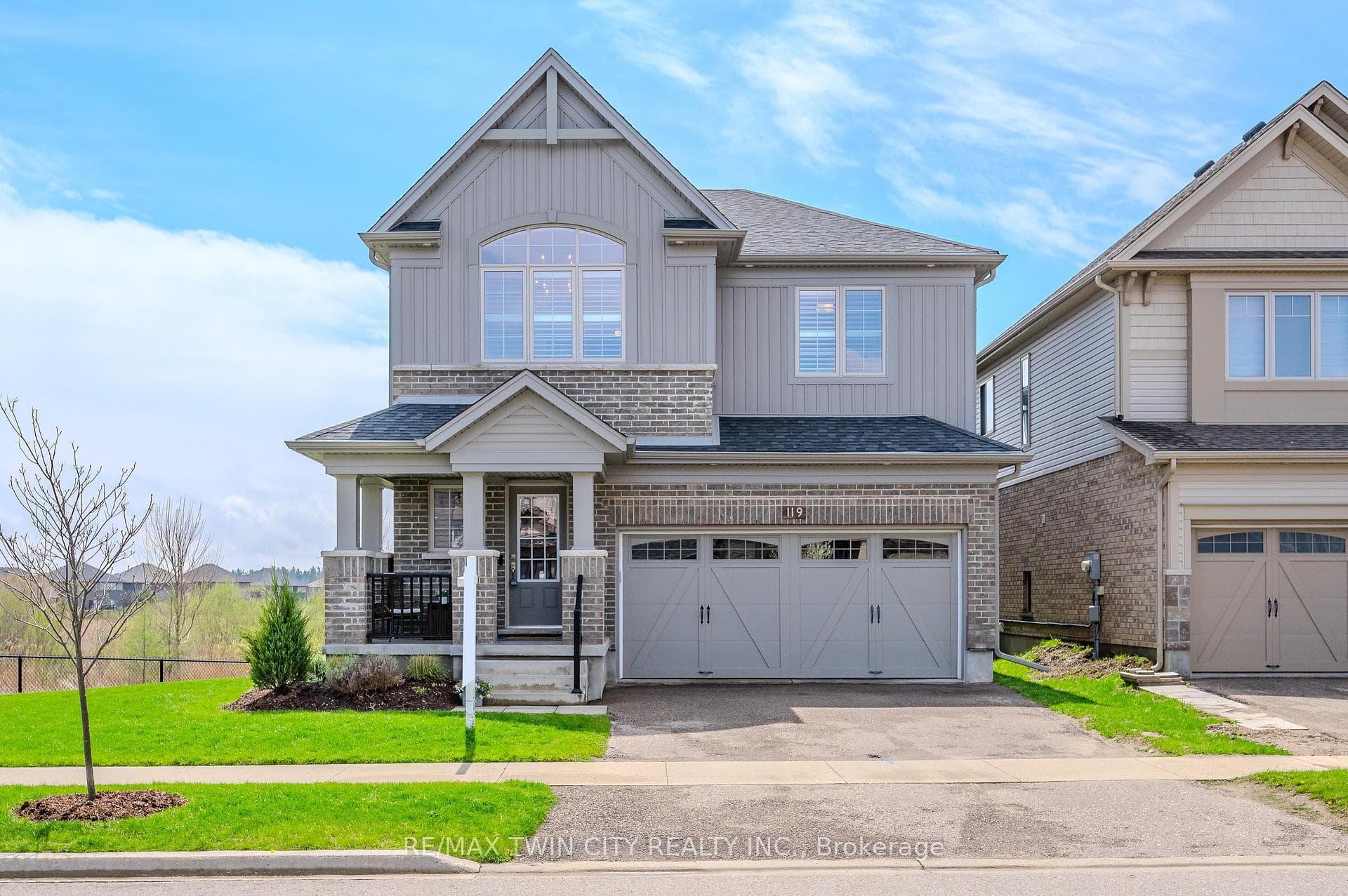 119 STEEPLECHASE Way photo 1