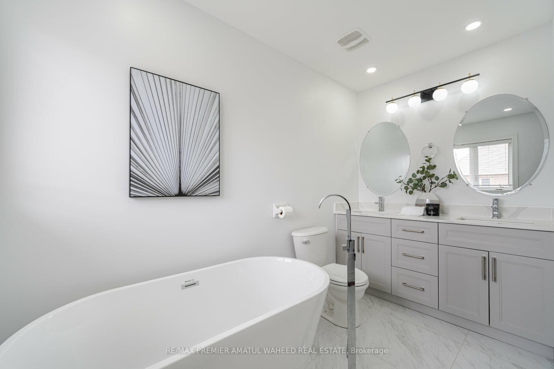 15 Aidan Drive photo 17