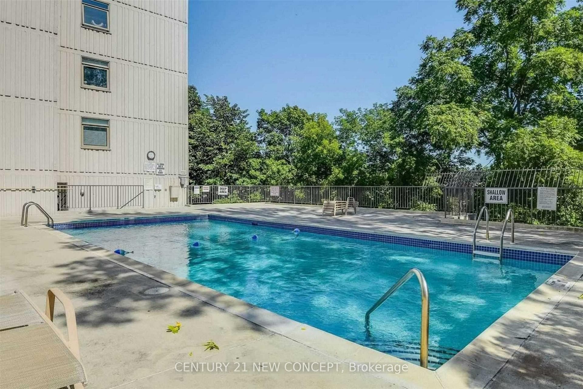 7811 Yonge Street Unit 207 photo 35