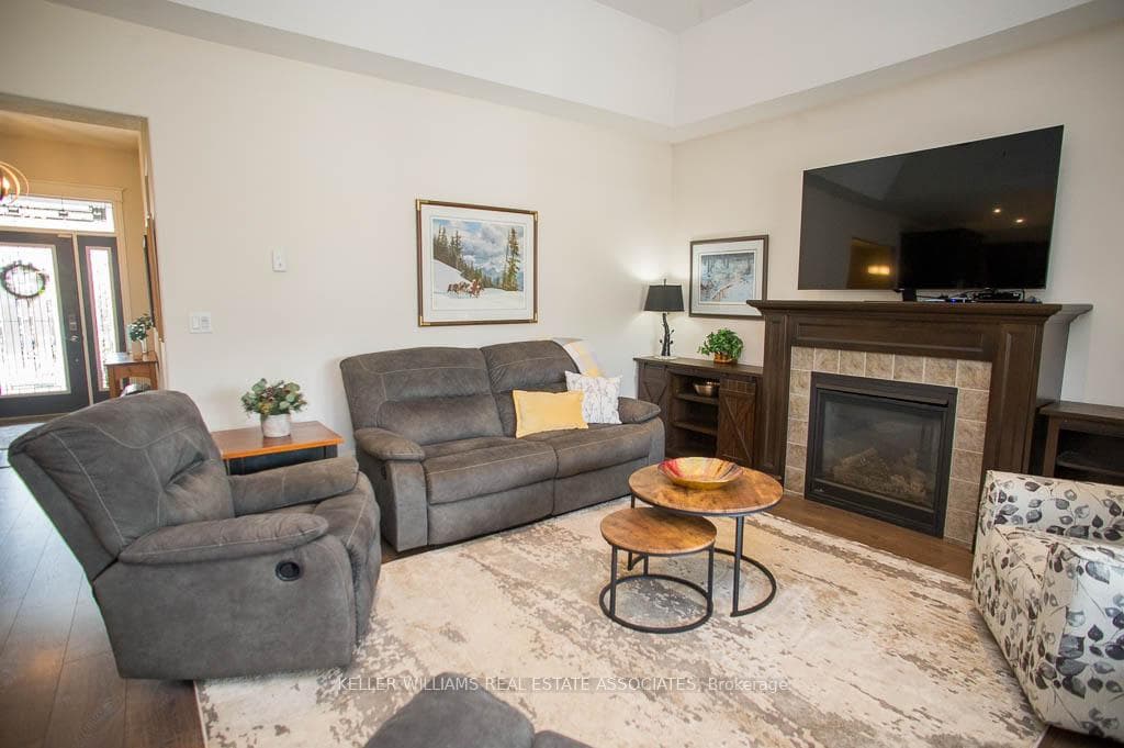 111 Allandale Crescent photo 12