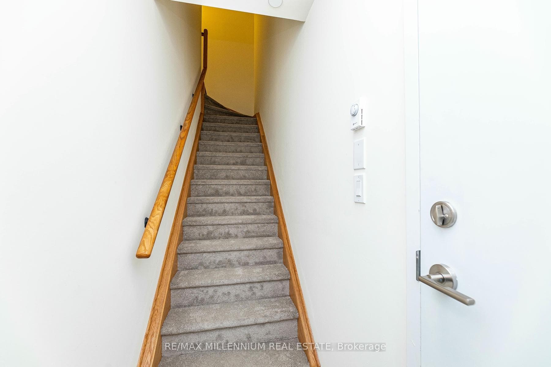 165 Tapscott Road Unit 11 photo 6