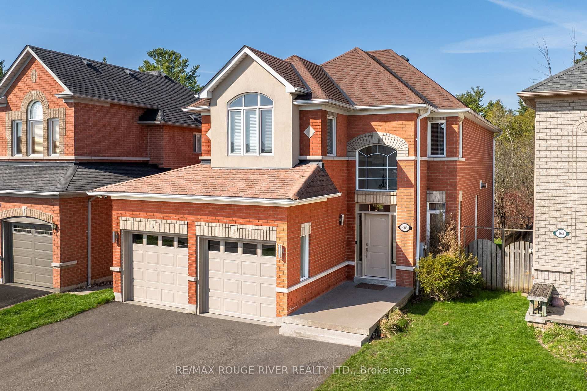 463 Summerpark Cres