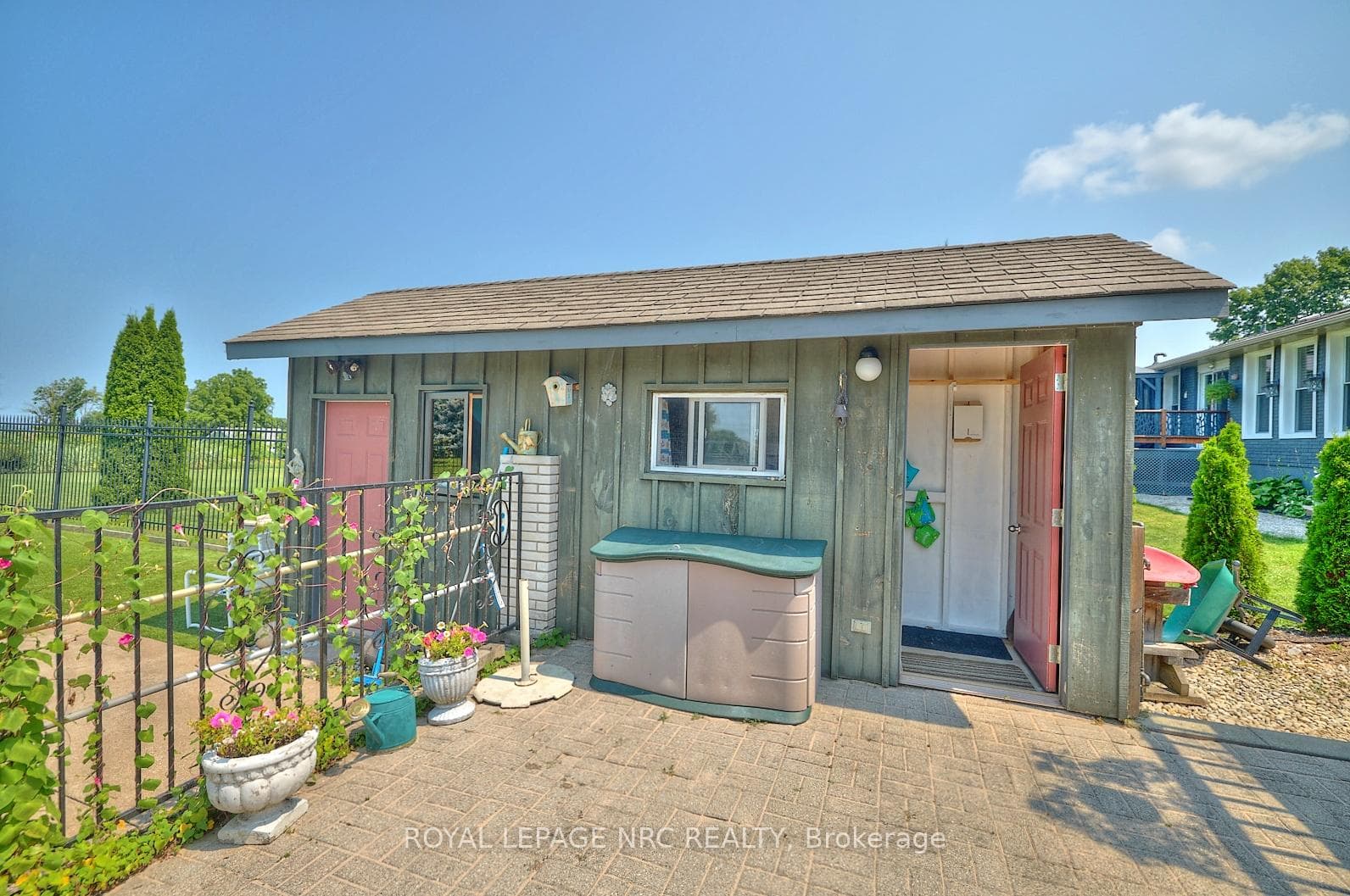 1750 York Road photo 35