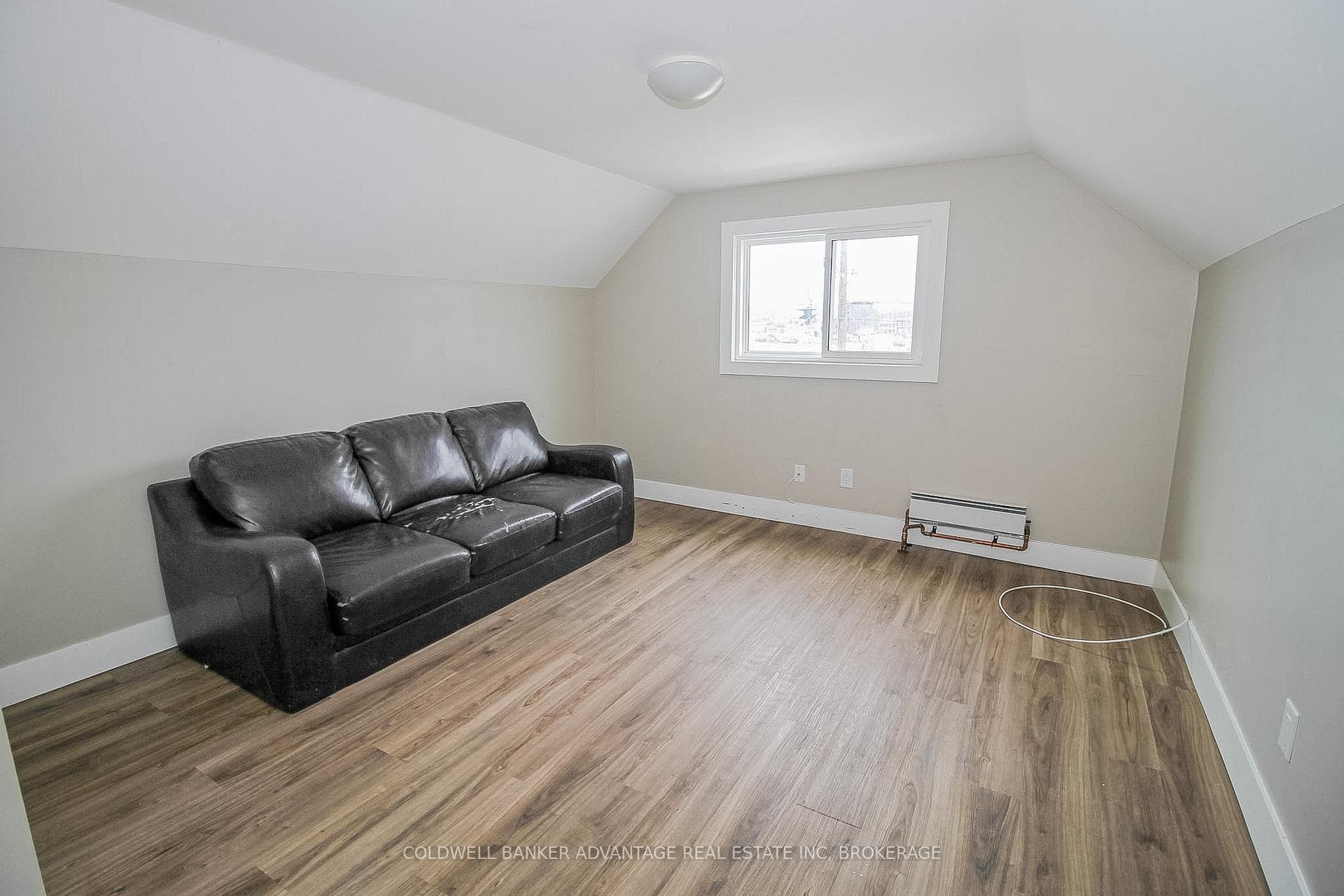 181 Welland Street Unit UPPER photo 9