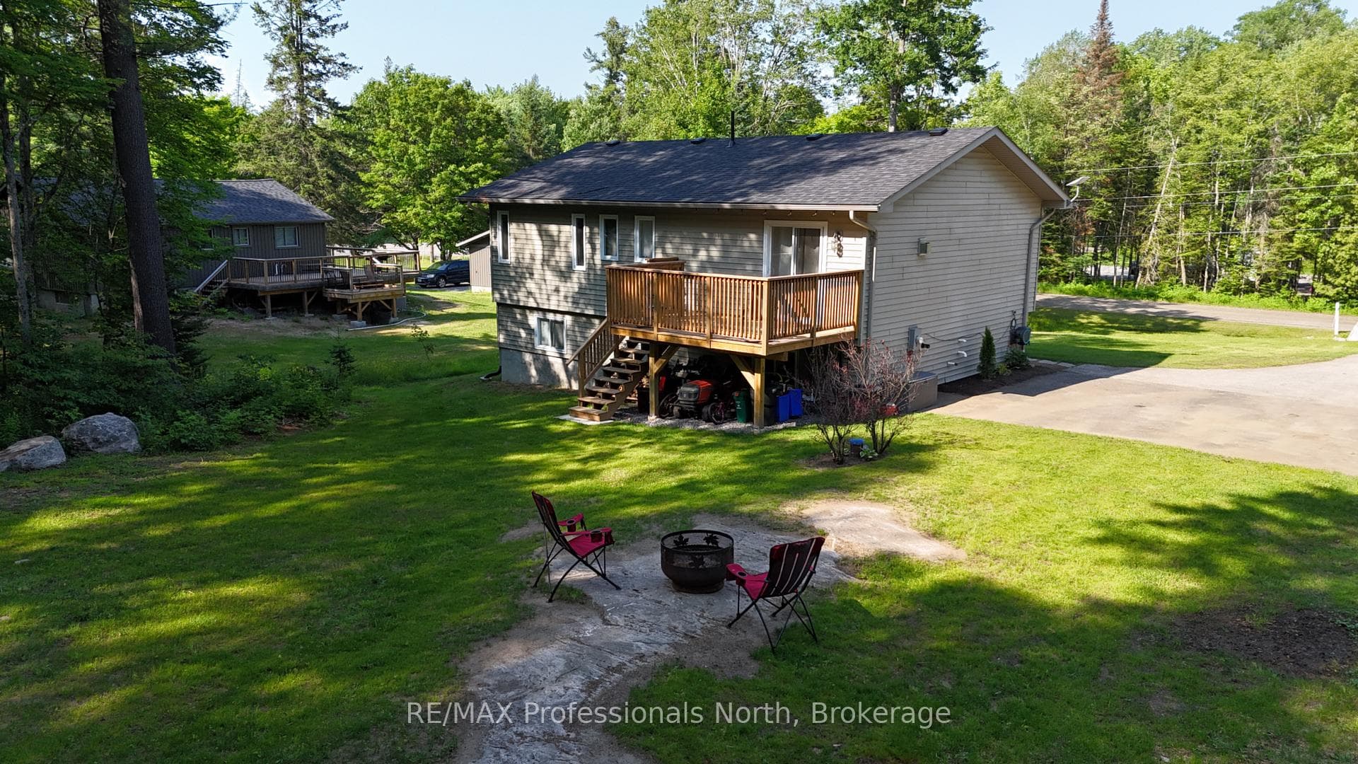 1036 Post Road photo 6
