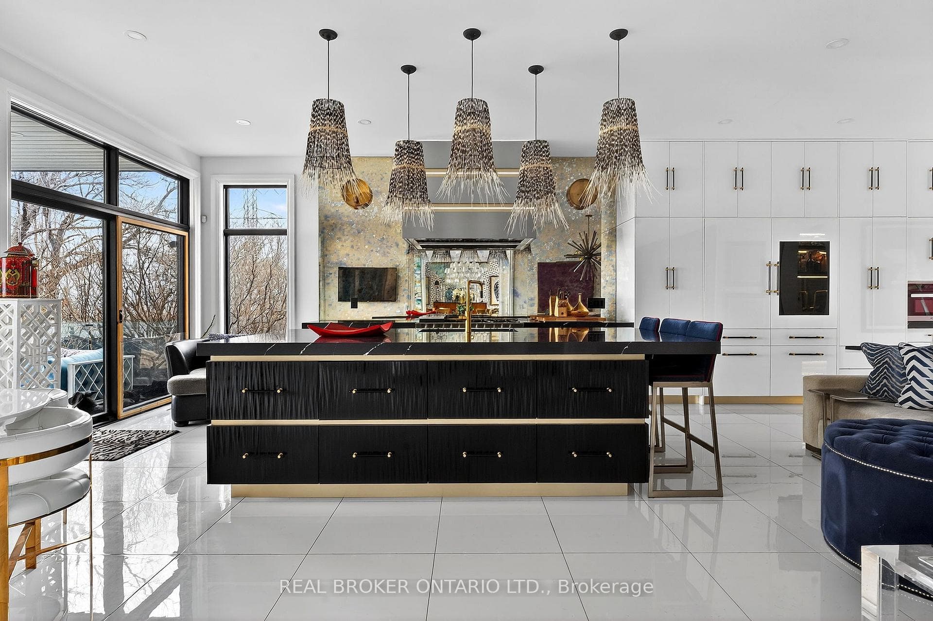 711 Beach Boulevard photo 13