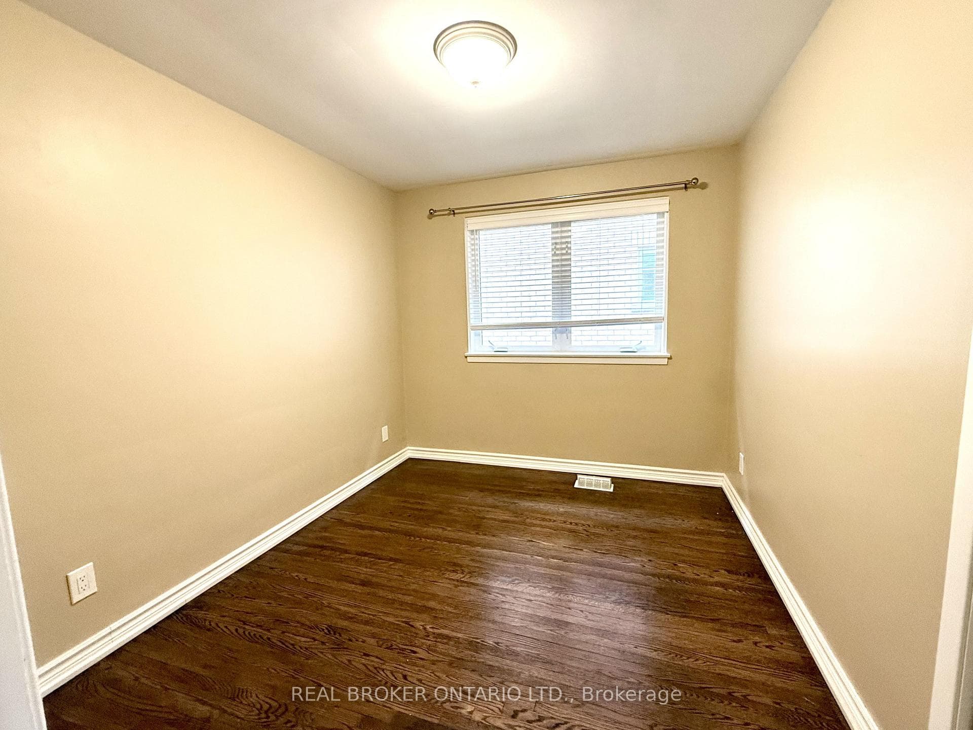 22 Rozell Road photo 16