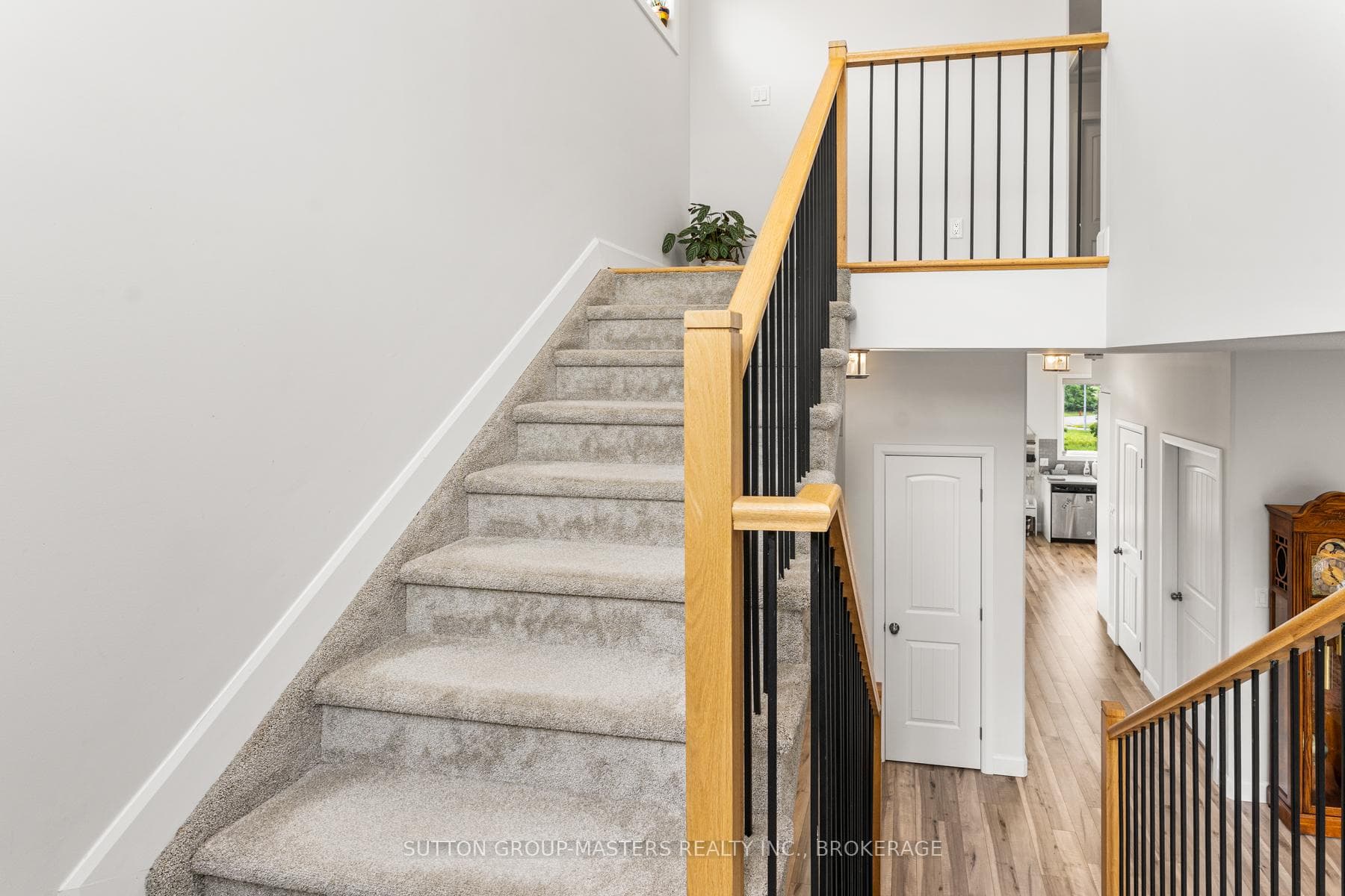 141 Superior Drive photo 16