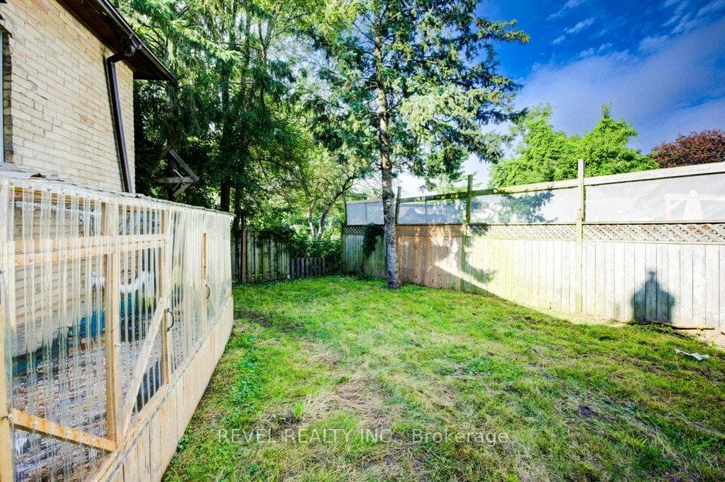 150 Stanley Street photo 28