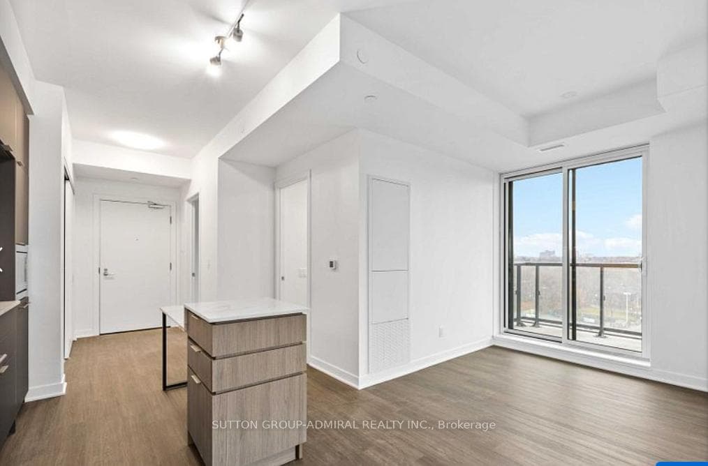 185 Alberta Avenue Unit 902 photo 7