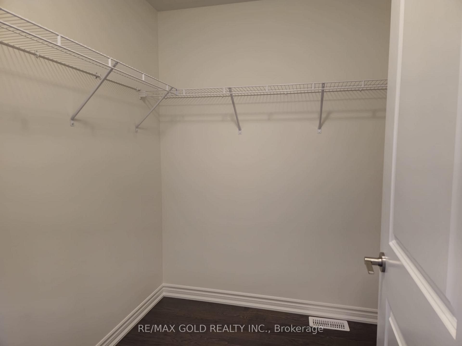 1450 Periwinkle Place photo 15